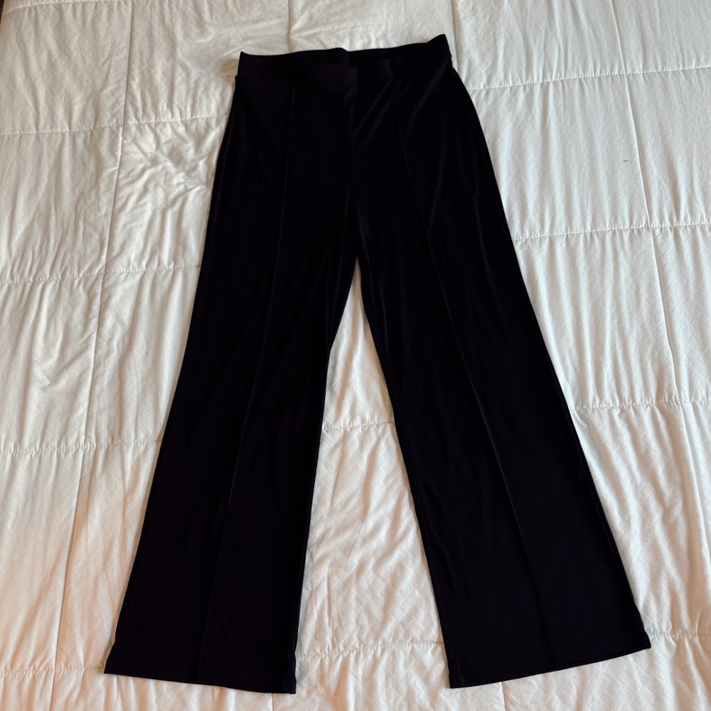 H&M Wide cute creased pants!